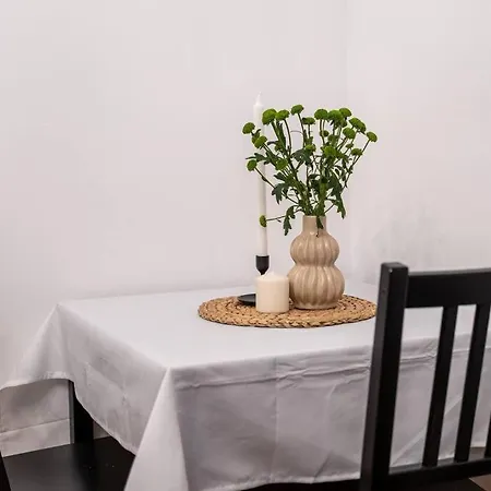 Apartment St.